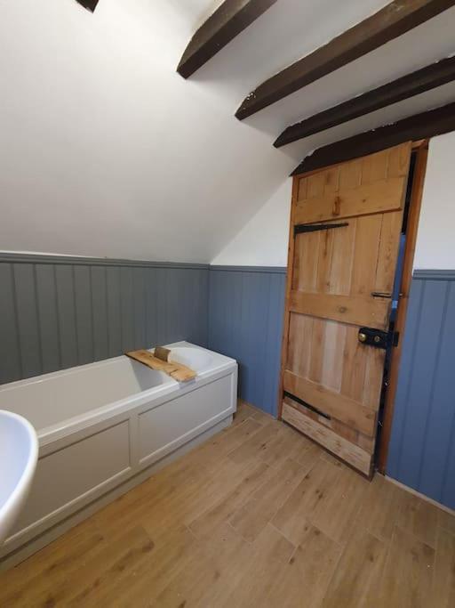 Gardeners Cottage Near The Norfolk Coast Knapton  Exterior photo