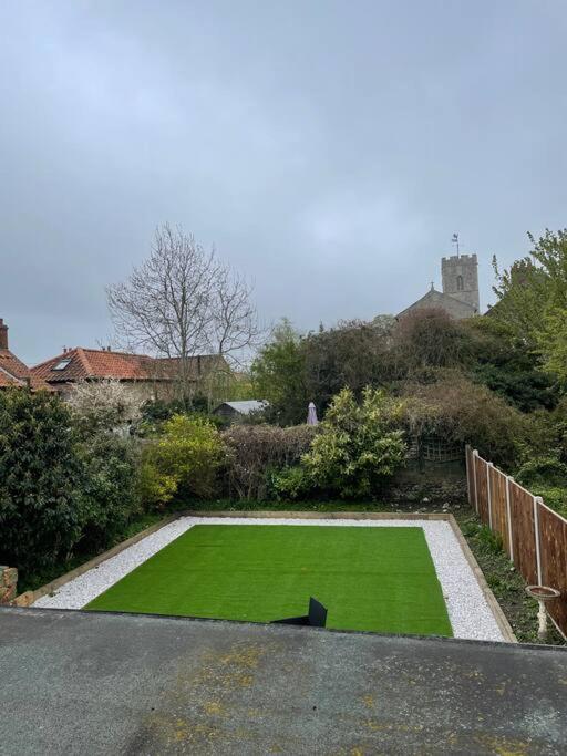 Gardeners Cottage Near The Norfolk Coast Knapton  Exterior photo